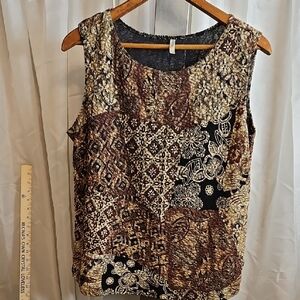 Elegant Sleeveless Patterned Blouse - Black and Brown